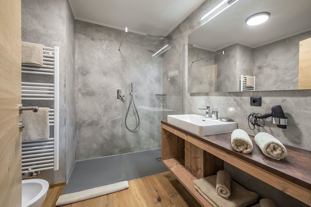Apartment Klein Gitsch Bathroom